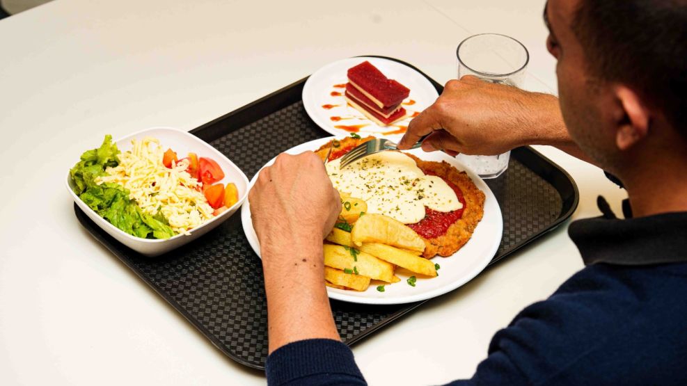 Better Catering combina menús equilibrados y sabores tradicionales para ofrecer una experiencia gastronómica cercana en el ámbito laboral. 