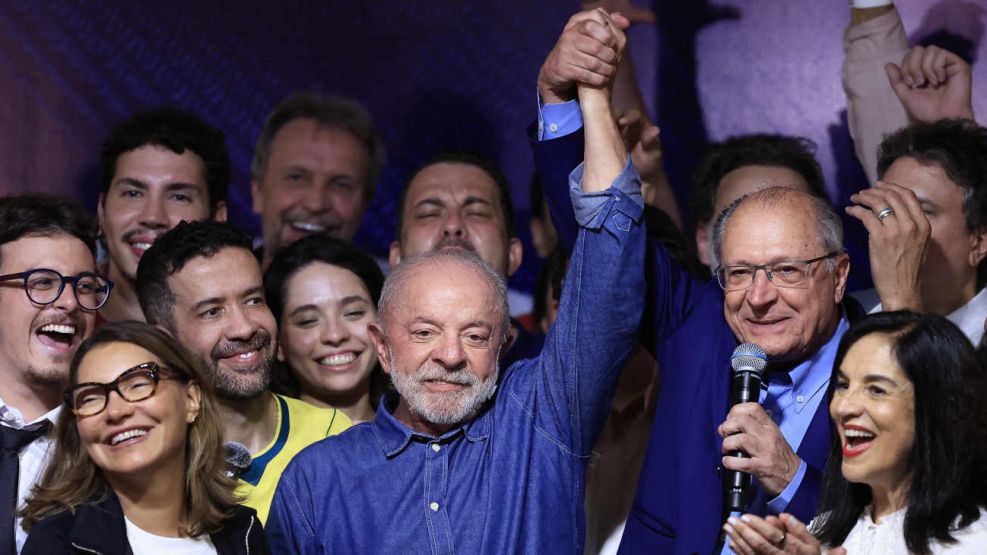 Lula habla en el bunker 