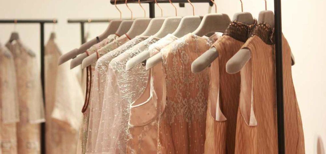 La trampa de las últimas unidades: cómo funciona el marketing de escasez en la moda