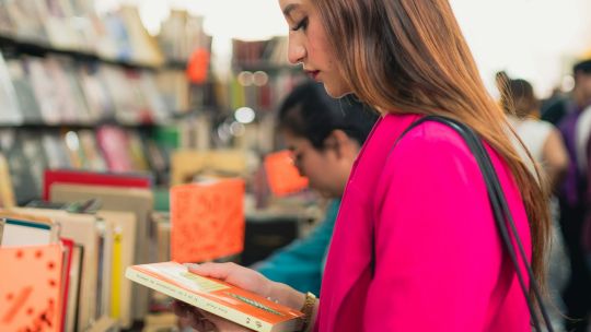Leer está de moda: qué es el bookcore y por qué los libros se convirtieron en tendencia