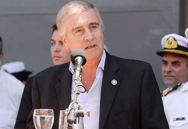 Ministro de defensa, Oscar Aguad