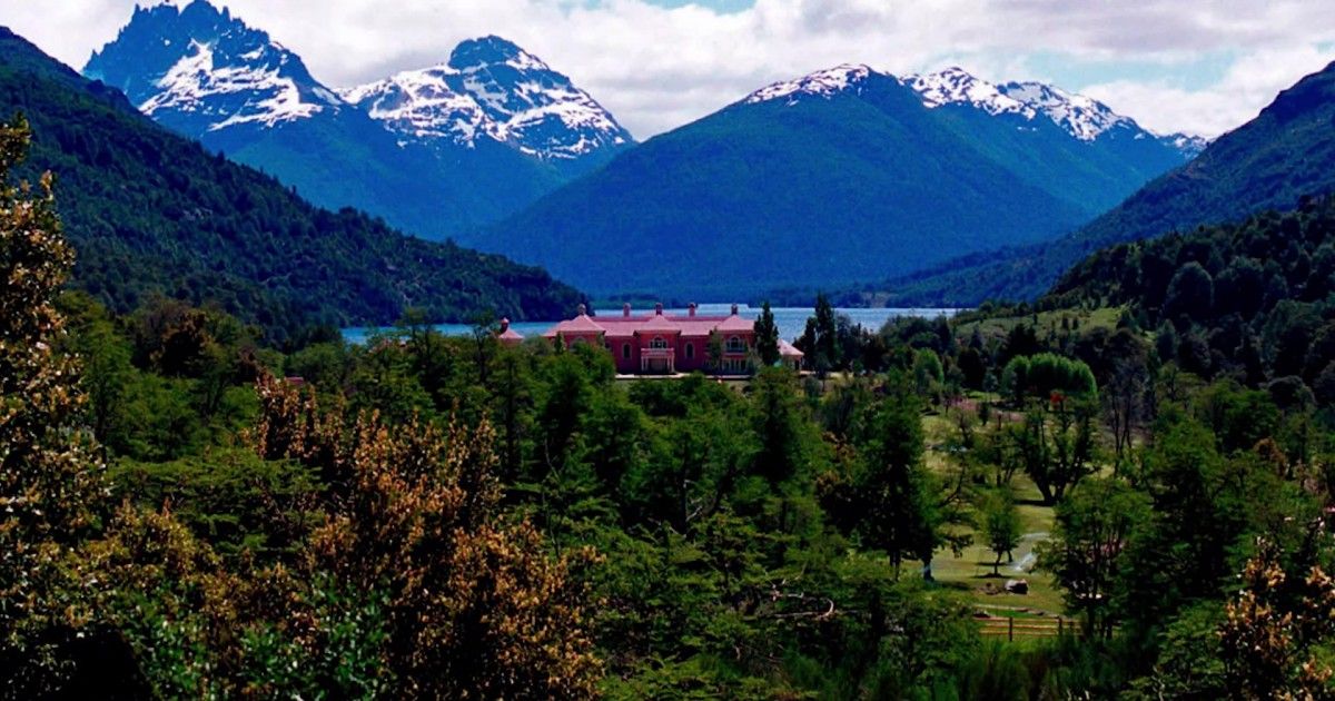 La estancia de Lewis en Lago Escondido.