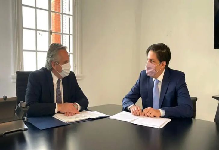 Alberto Fernández con el ministro de Educación, Nicolás Trotta.