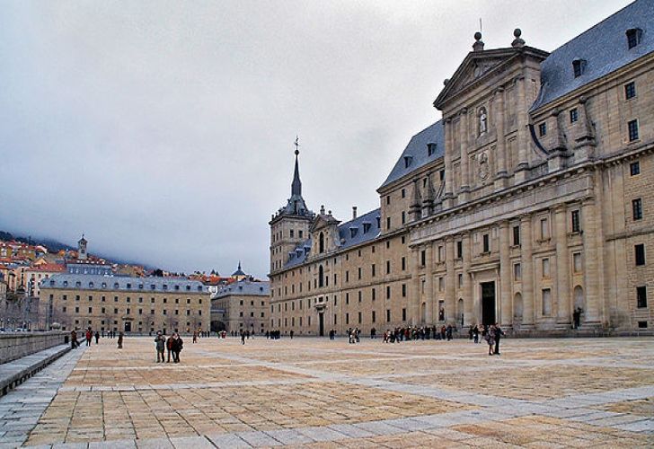 El Escorial, En España