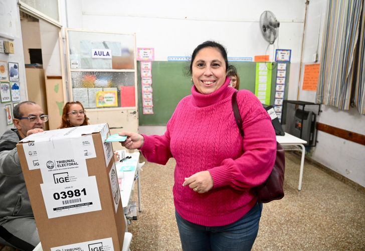 Votó Paula Oliveto