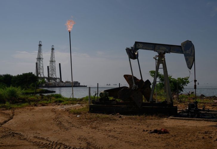 Easing Sanctions Open Doors for Venezuelan Oil Deals